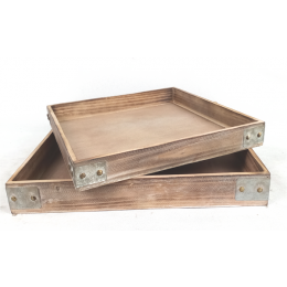 Set of 2 square trays with iron brackets S: 16”X16”X2”H